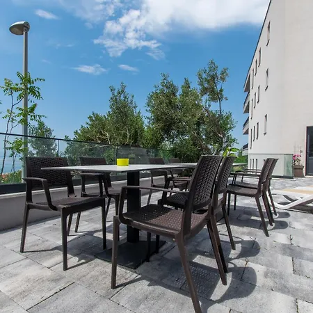 Luxury Seaview Adriatic Pearl * Μακάρσκα