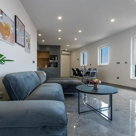 Luxury Seaview Adriatic Pearl Μακάρσκα